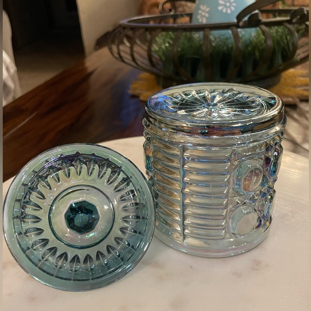 Vintage Indiana Glass Windsor Royal Brighton sugar bowl with a lid. - Picture 8 of 17